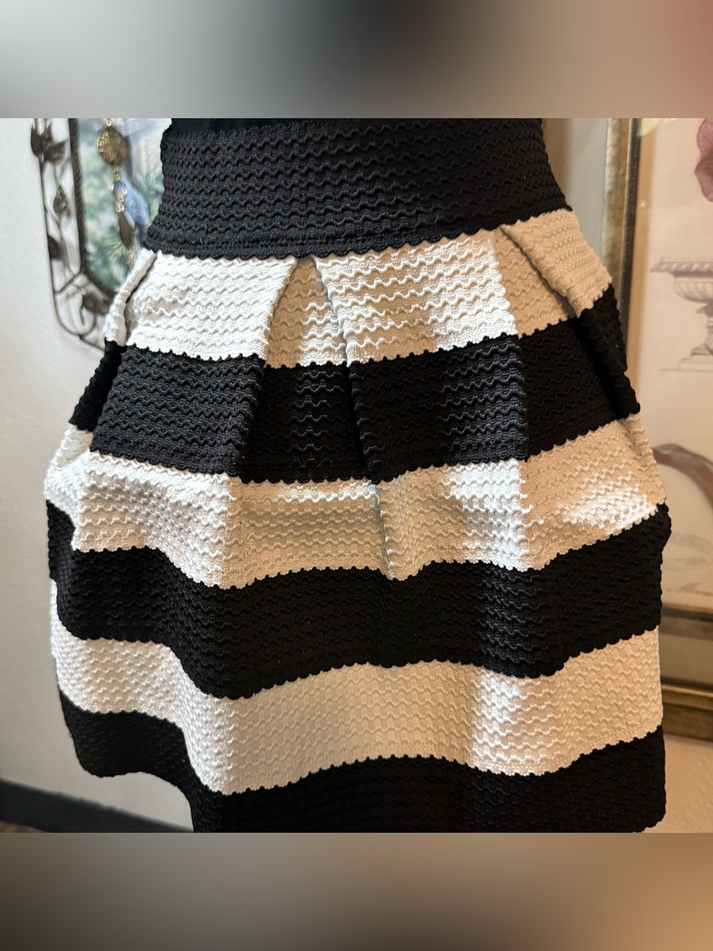 Honey Punch Black & White Striped Waffle Knit Skater Mini Skirt •Size M•